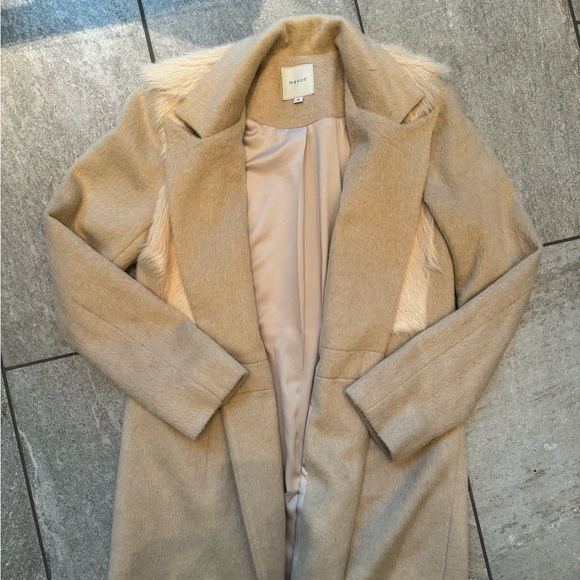 Mason by Michelle Mason Goat Fur Coat in Sand, Size 6 - Picture 5 of 10